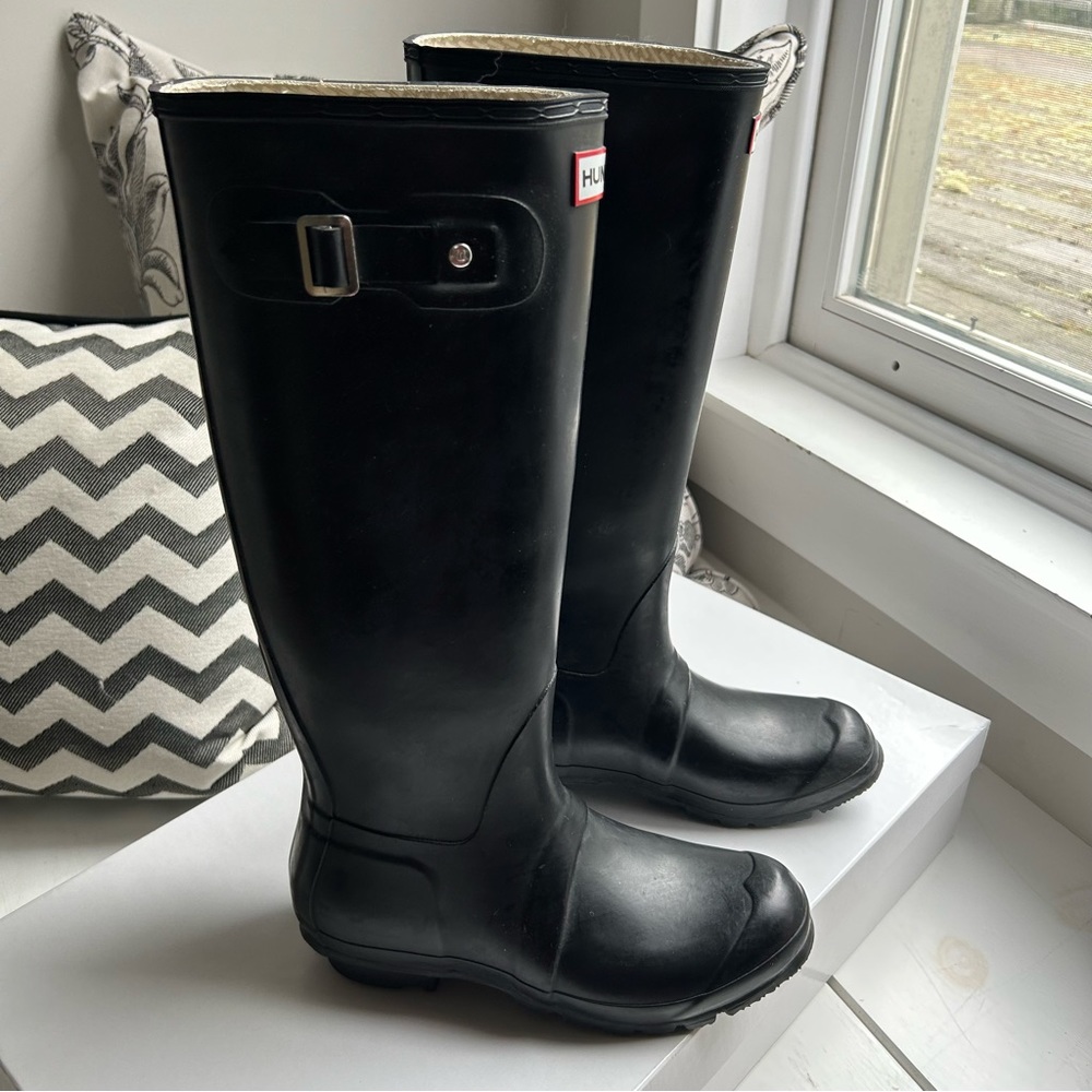 Hunter Black Tall Rubber Rain Boots - Picture 2 of 5